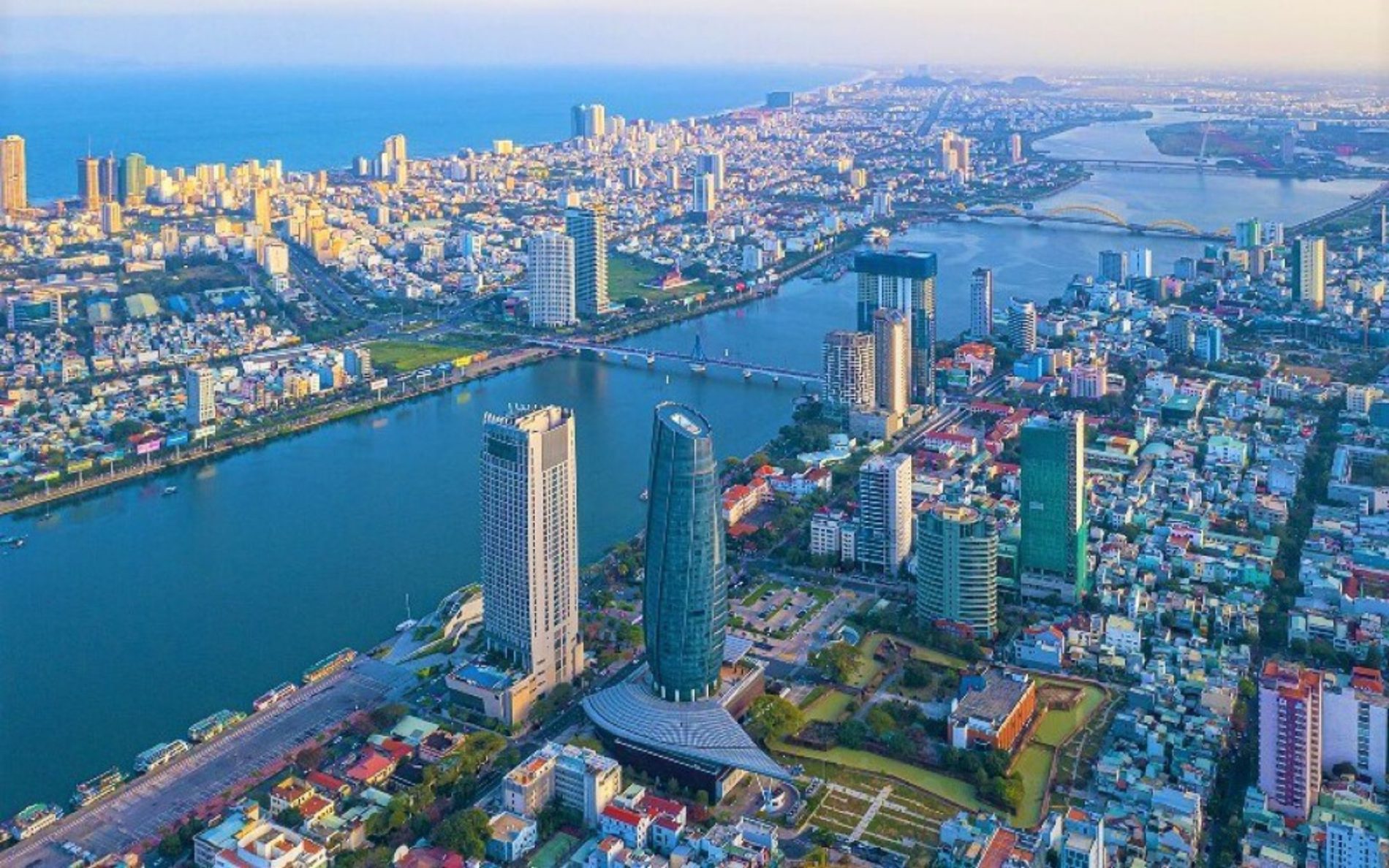 Toàn cảnh Hàn River Đà Nẵng nhìn từ trên cao